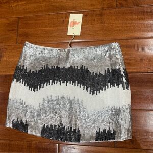L'ATISTE Black and Silver Sequin Mini Skirt